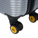 Mała walizka srebrna (NG - Abroad)